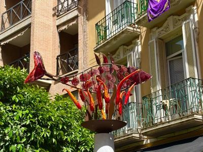 Murcia rinde homenaje al Entierro de la Sardina con un monumento por su 175 aniversario