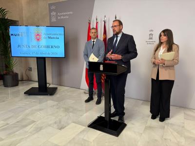 Rebeca Pérez al frente de la Comisión de Asuntos Generales en el Ayuntamiento de Murcia