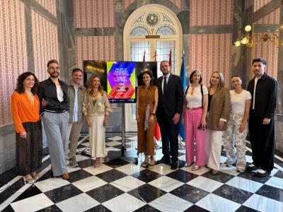 Murcia se viste de gala: El ‘Fashion Tour’ ilumina el centro de la ciudad con talento local